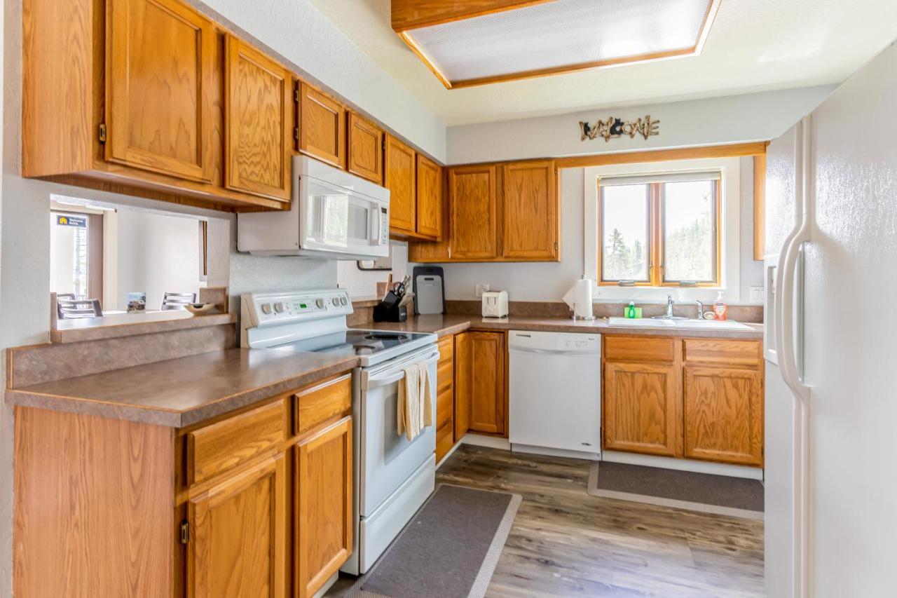 Altitude Adjustment Apartment Whitefish Exterior photo